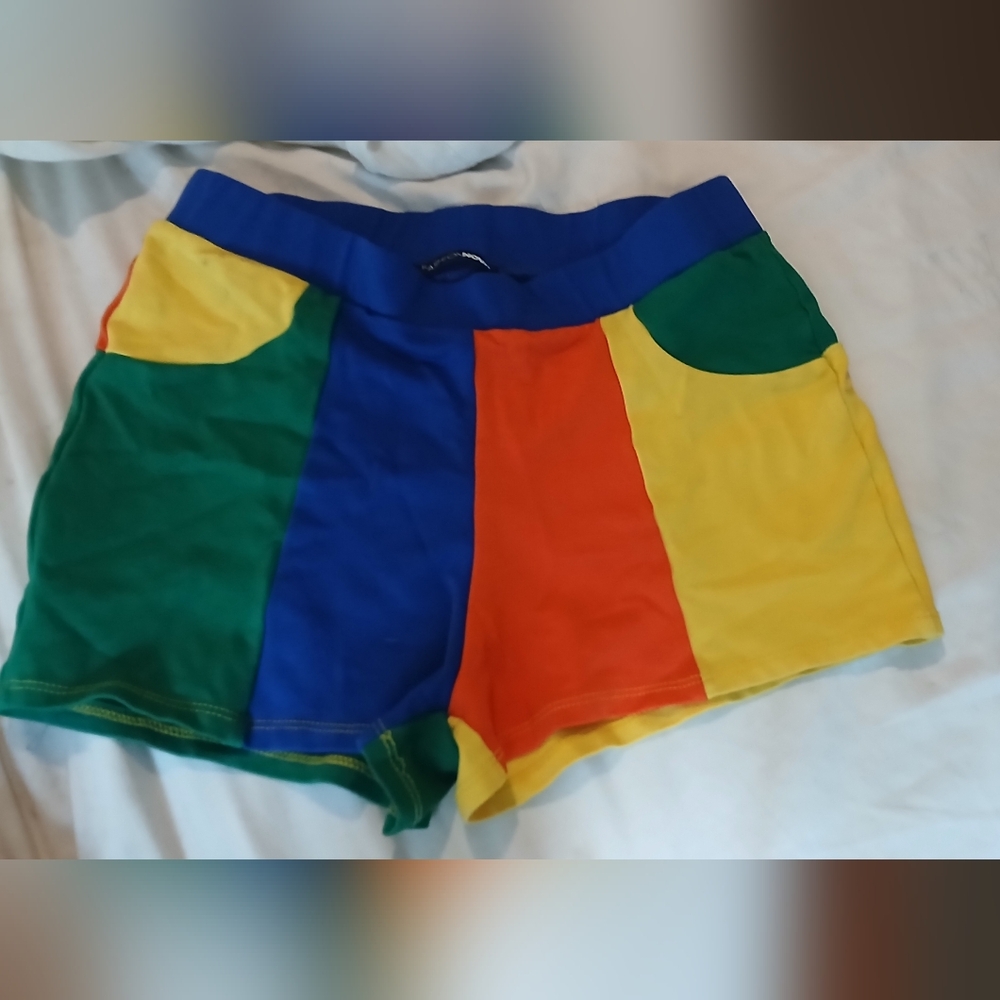 Womens Shorts - M